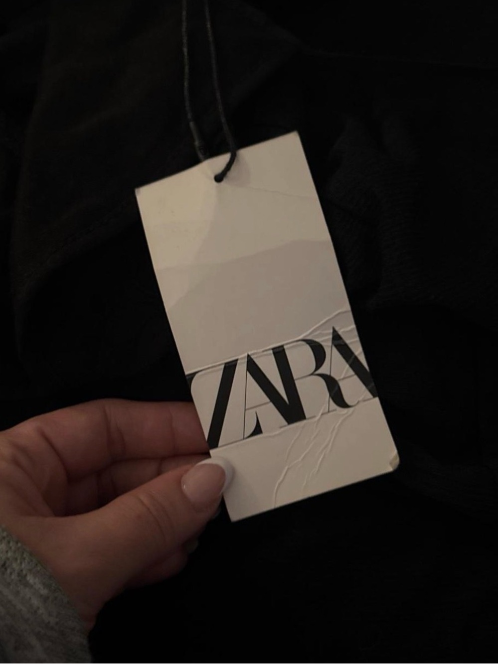 Zara Black Eyelet-Trim Sleeveless Top - Picture 3 of 6